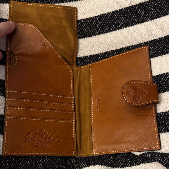 Patricia Nash Multicolor Floral Nazari Passport Holder - Picture 3 of 3